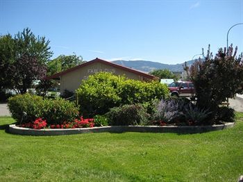 Okanagan Seasons Hotel