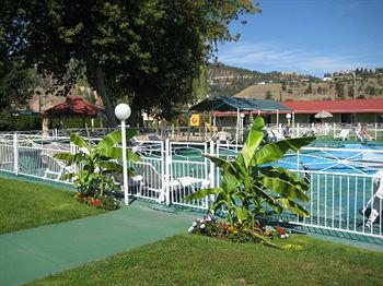 Hotel Okanagan Seasons